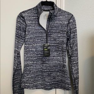 Women’s Nike pro Warm 1/4 zip